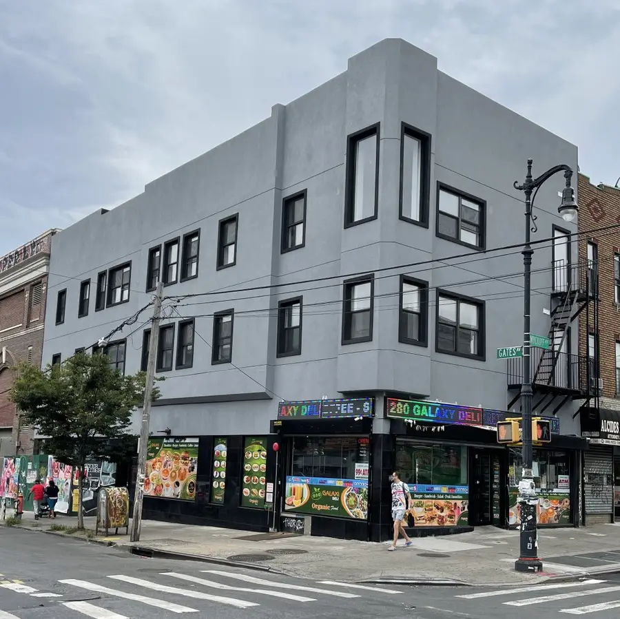 EIFS Work, Wyckoff Avenue, Brooklyn, photo 2 of 20