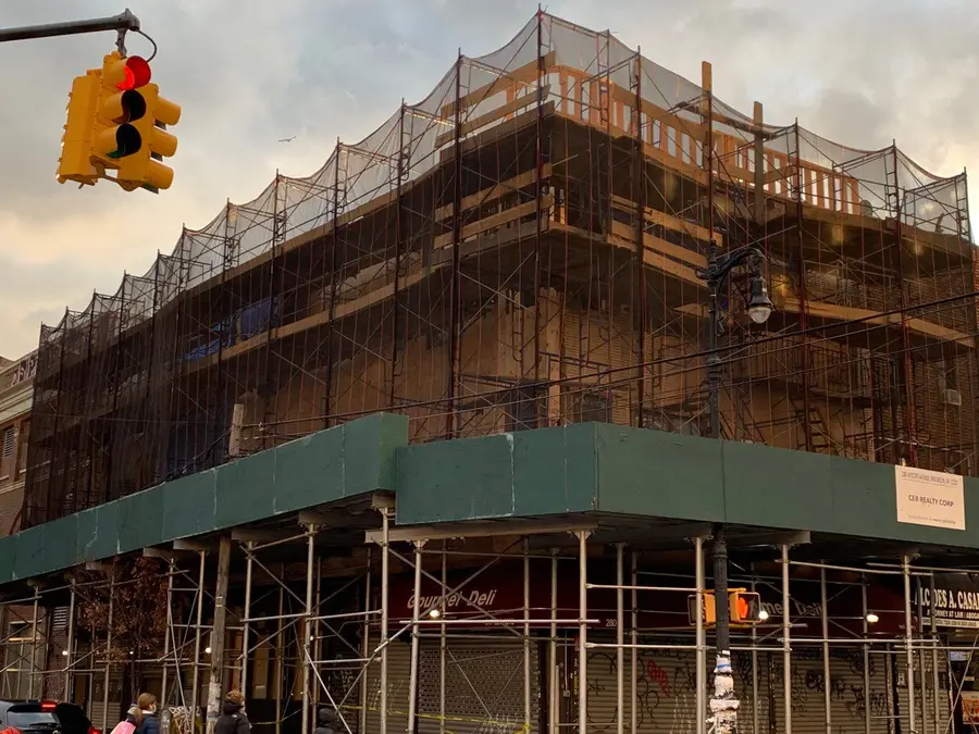 EIFS Work, Wyckoff Avenue, Brooklyn, photo 5 of 20