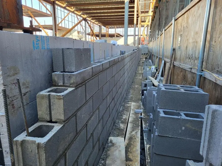 CMU Structure, JFK Logistics Center, photo 2 of 24