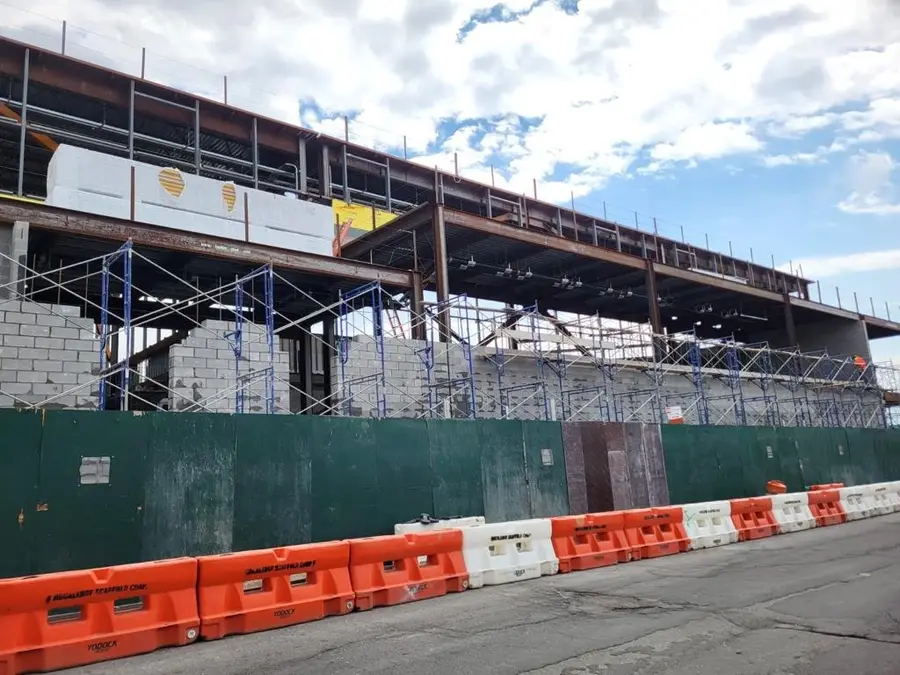 CMU Structure, JFK Logistics Center, photo 3 of 24