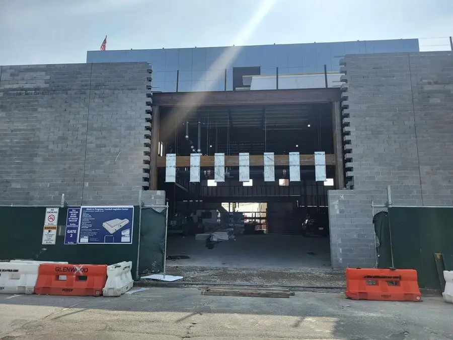CMU Structure, JFK Logistics Center, photo 4 of 24