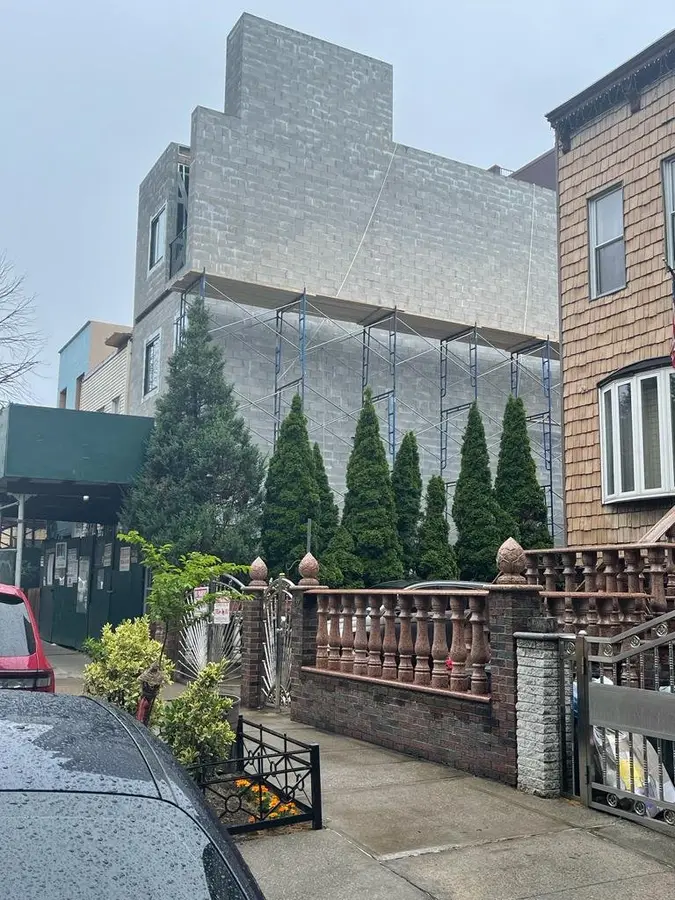 EIFS Work, Buffalo Ave, Brooklyn, photo 2 of 6