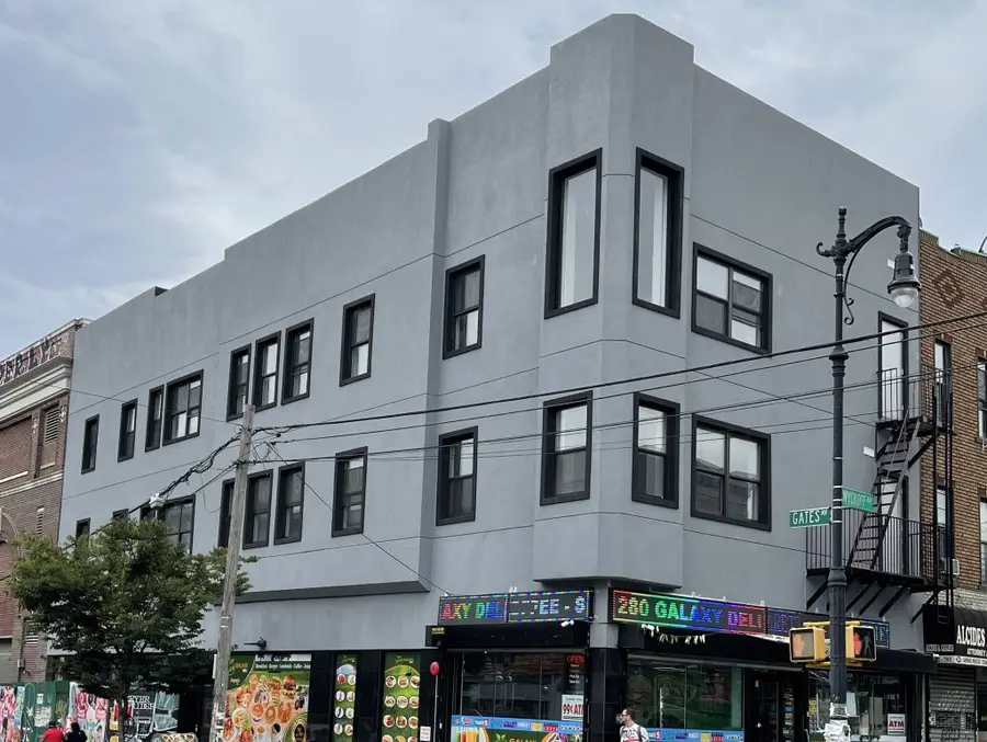 EIFS Work, photo 4 of 6
